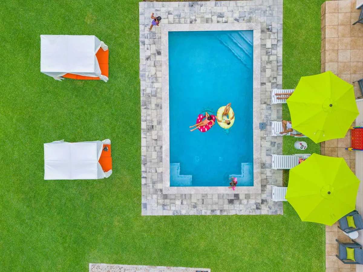 Sleeps21 7BR Beach Estate: Pool, Slide, Golf Sim #139