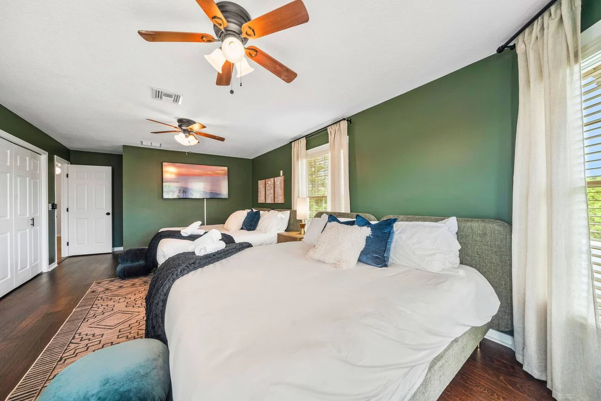 Sleeps21 7BR Beach Estate: Pool, Slide, Golf Sim #207