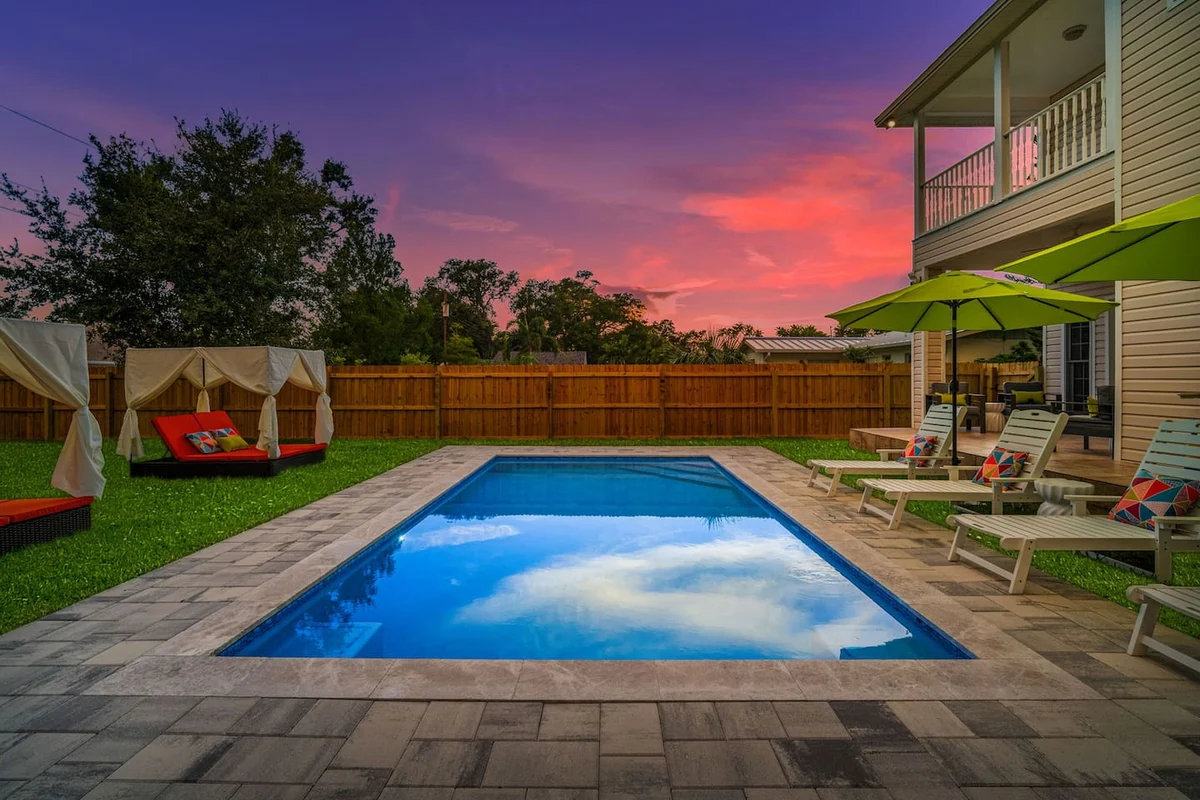 Sleeps21 7BR Beach Estate: Pool, Slide, Golf Sim #147