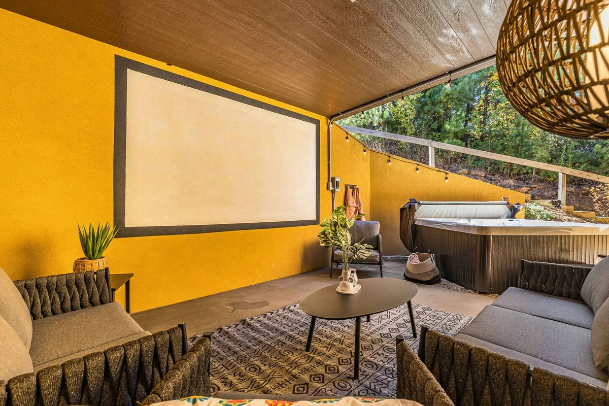 360Mtn Views, OutdoorTheatre, Hottub, Sauna, GmRm #75