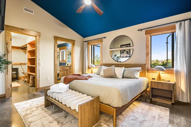 BEDROOM image 1