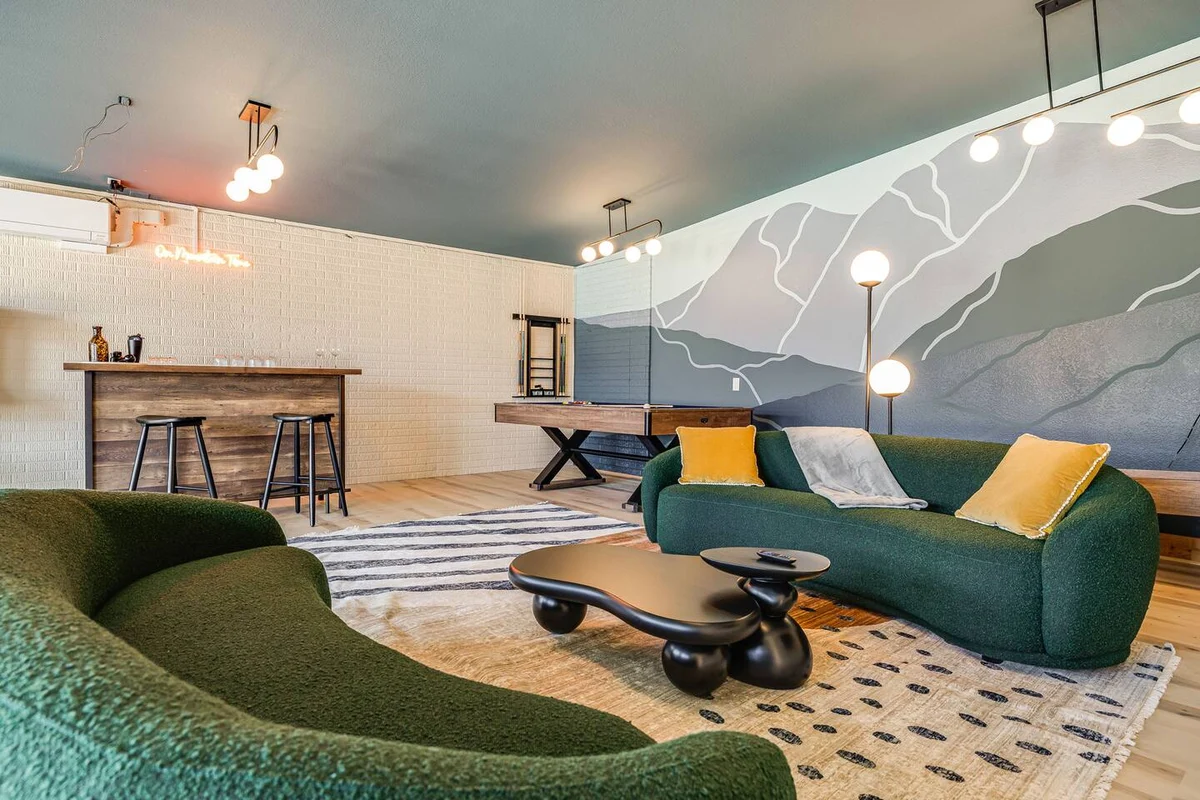 360Mtn Views, OutdoorTheatre, Hottub, Sauna, GmRm #28
