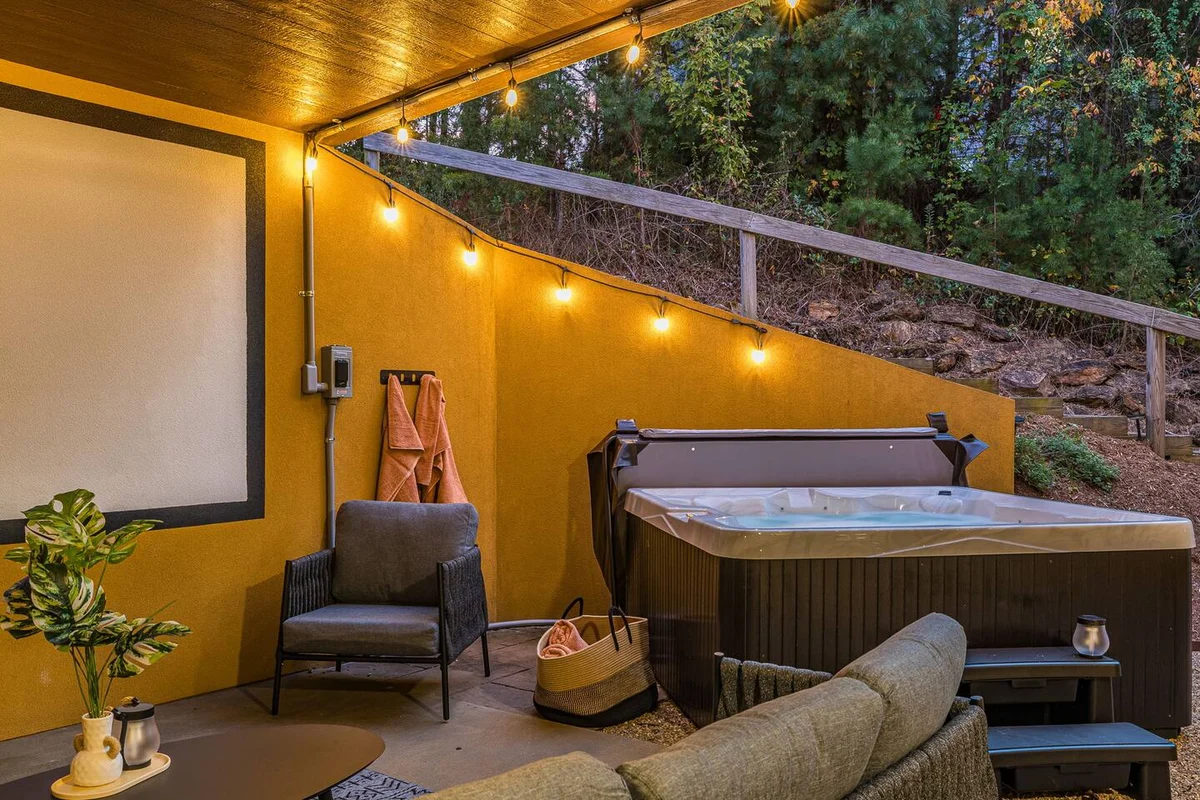 360Mtn Views, OutdoorTheatre, Hottub, Sauna, GmRm #153