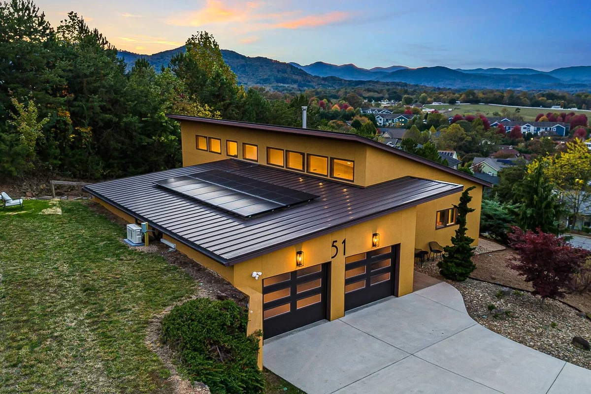 360Mtn Views, OutdoorTheatre, Hottub, Sauna, GmRm #157