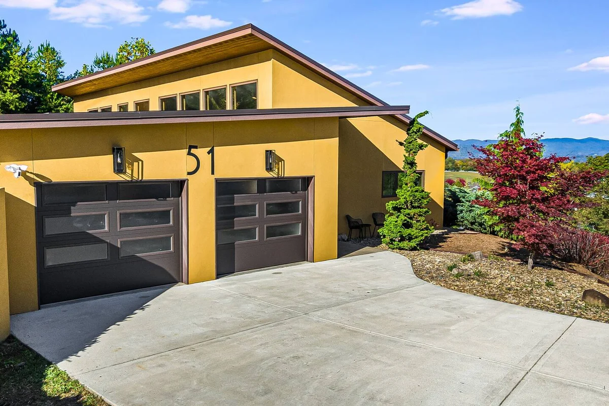 360Mtn Views, OutdoorTheatre, Hottub, Sauna, GmRm #165