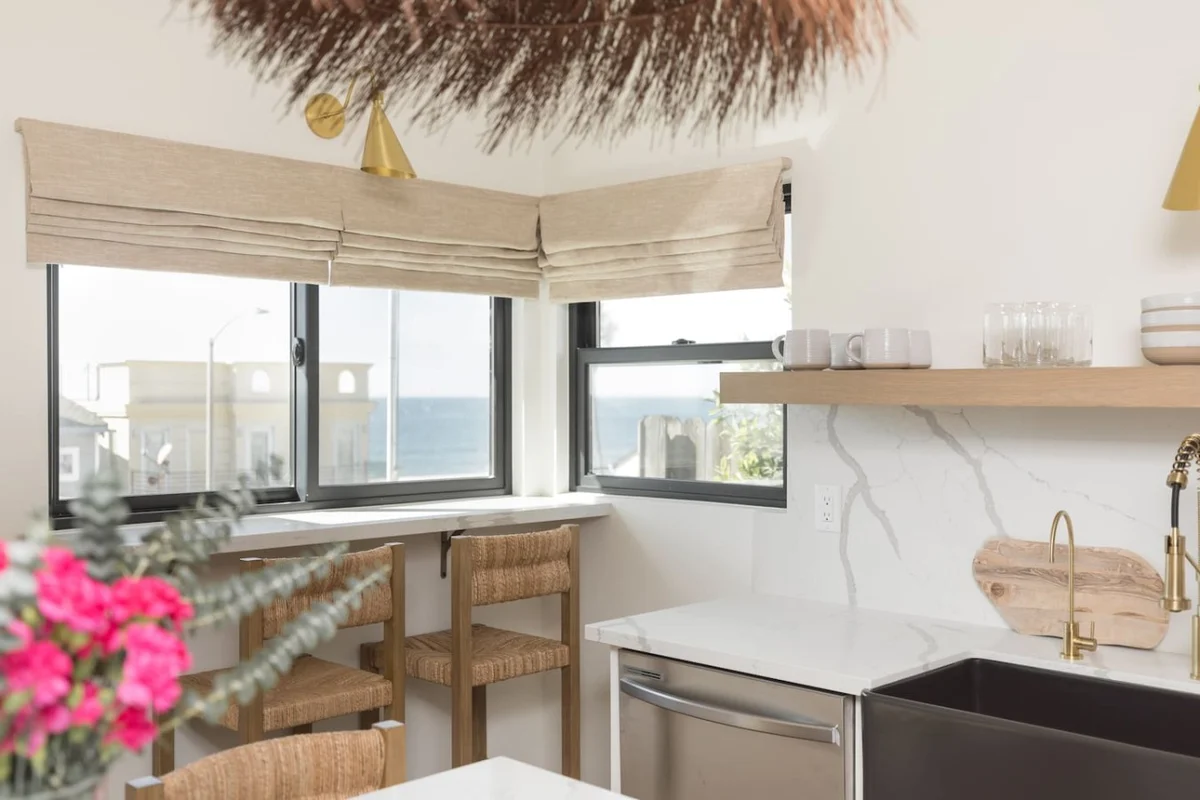 Home in Oceanside property photo 2