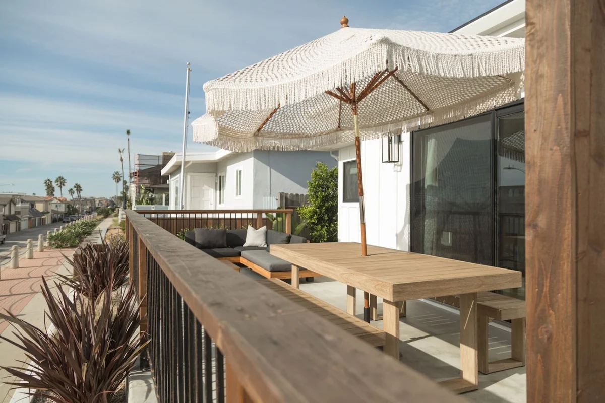 Home in Oceanside property photo 3