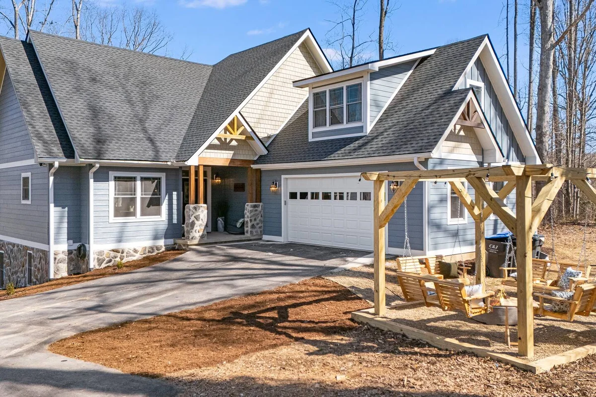 Secluded 5BR Stay,HotTub,Sauna,GameRoom,FirePit #78