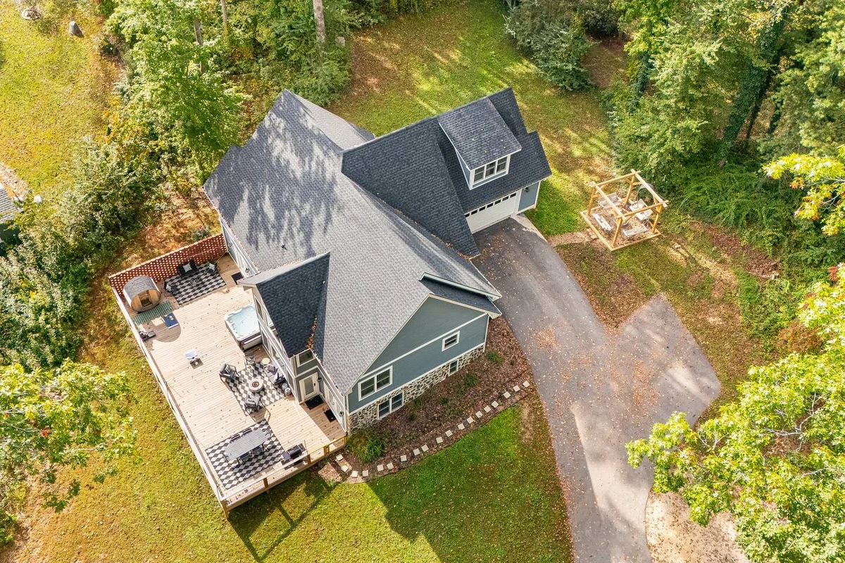 Secluded 5BR Stay,HotTub,Sauna,GameRoom,FirePit #138