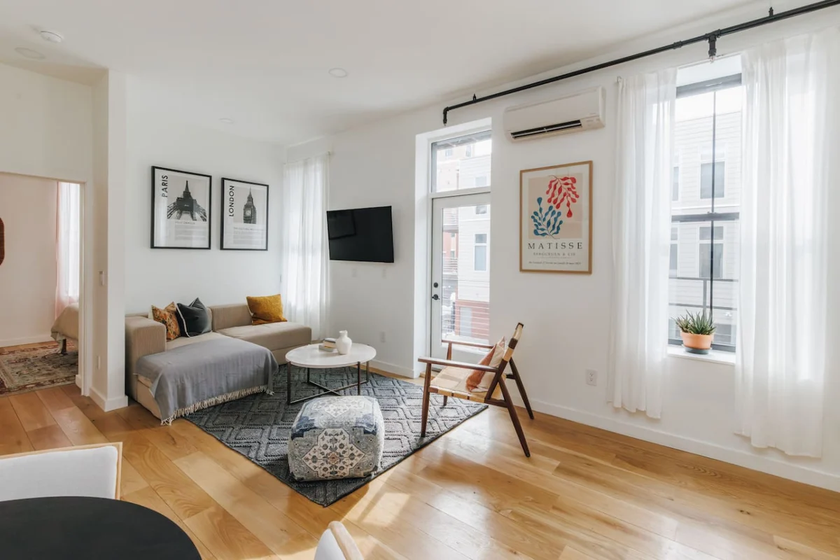 European Style Luxe, Walk to All OTR property photo 1
