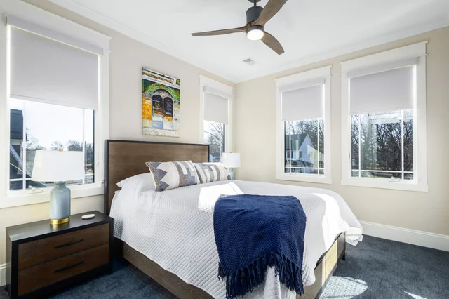 Bedroom 3 image 1