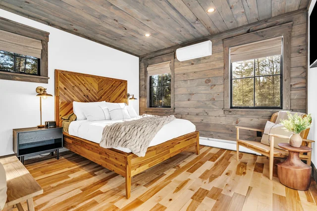 Bedroom 1 image 1