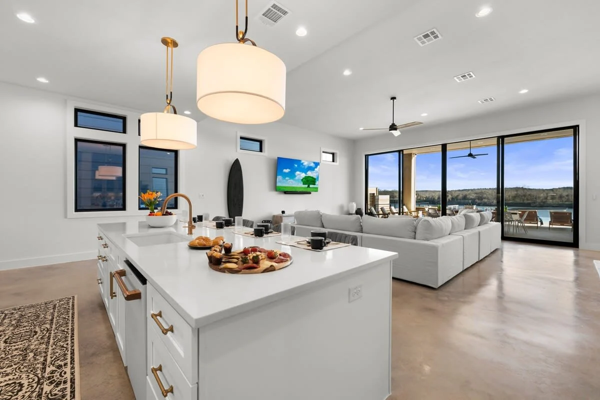 The Enclave | Kid's Play Zone | Game Room | Infinity Pool + Spa | 9 Mi to Winery #58