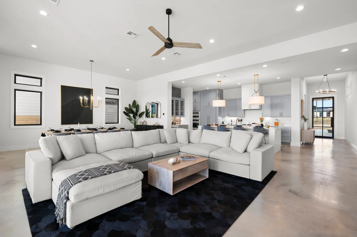 The Enclave | Kid's Play Zone | Game Room | Infinity Pool + Spa | 9 Mi to Winery #99