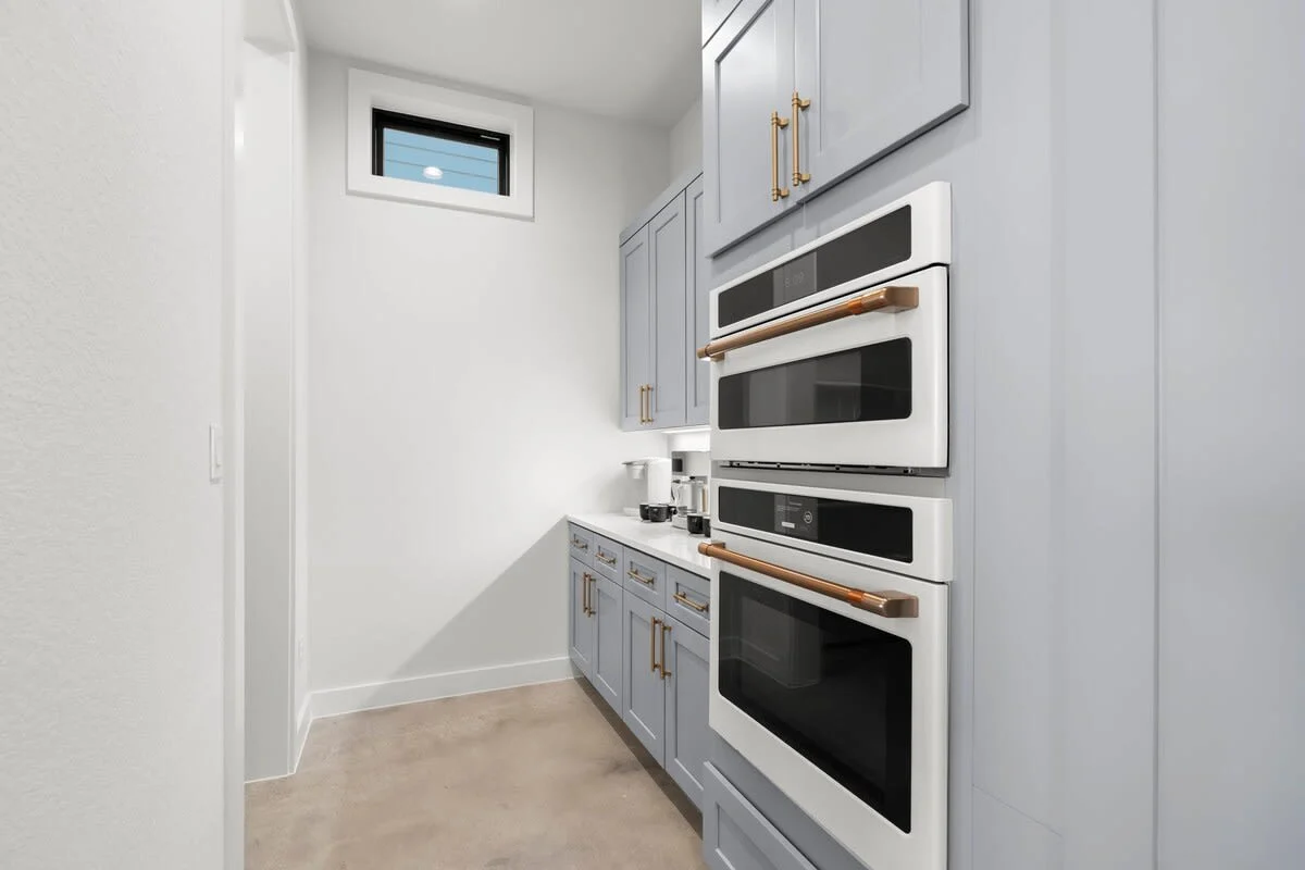 The Enclave | Kid's Play Zone | Game Room | Infinity Pool + Spa | 9 Mi to Winery #50