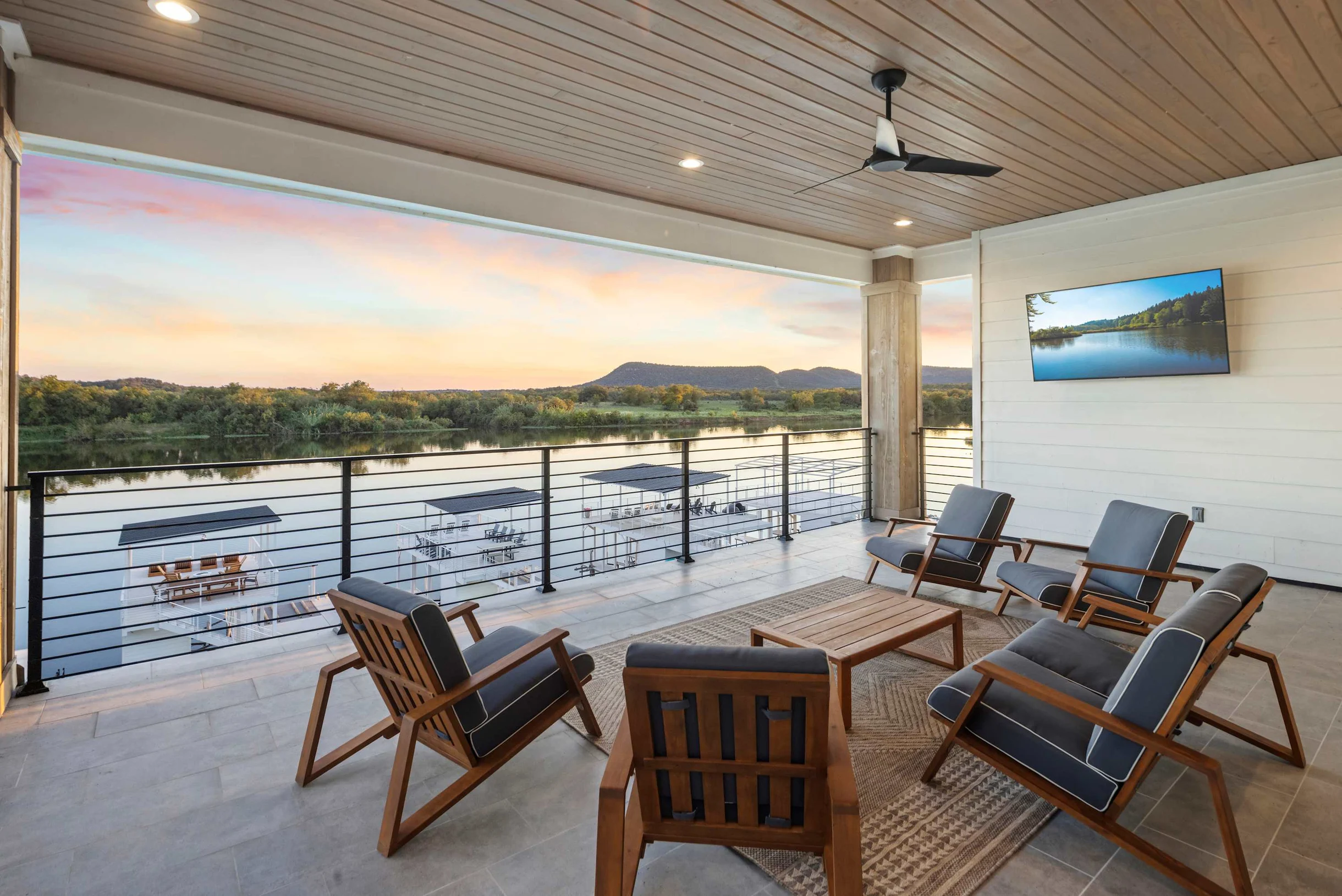 The Enclave | Kid's Play Zone | Game Room | Infinity Pool + Spa | 9 Mi to Winery #81