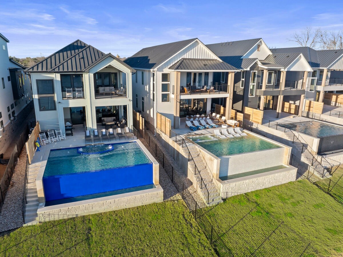 Wave on Wave Haus | Concierge Services #92