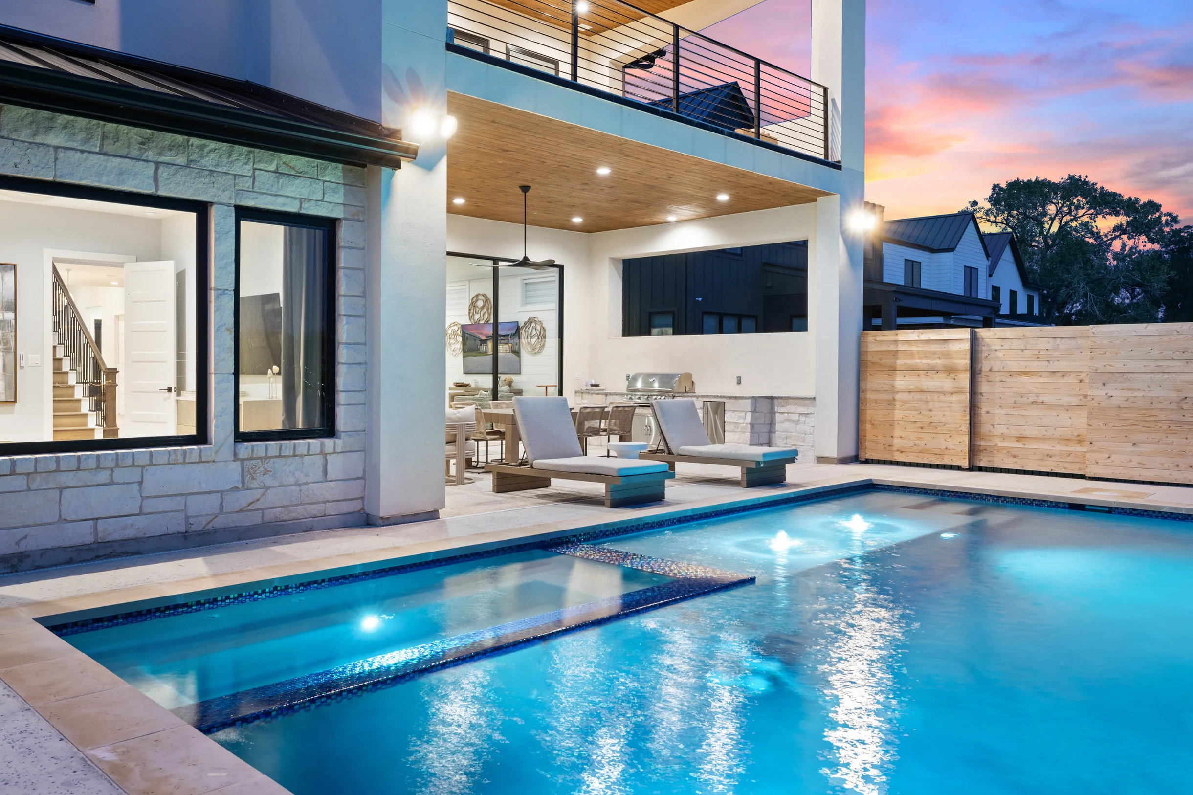 Luxe Lakefront Haven | Concierge Services #96
