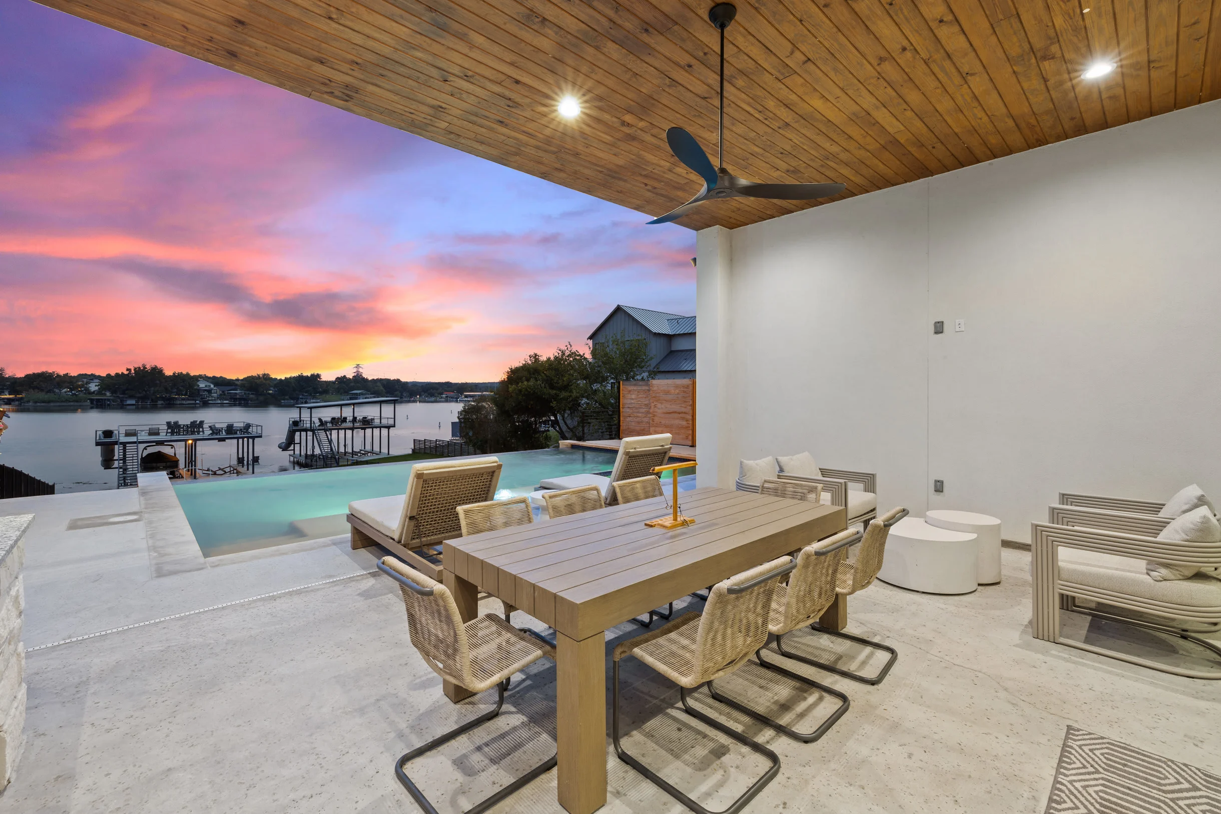 Luxe Lakefront Haven | Concierge Services #85