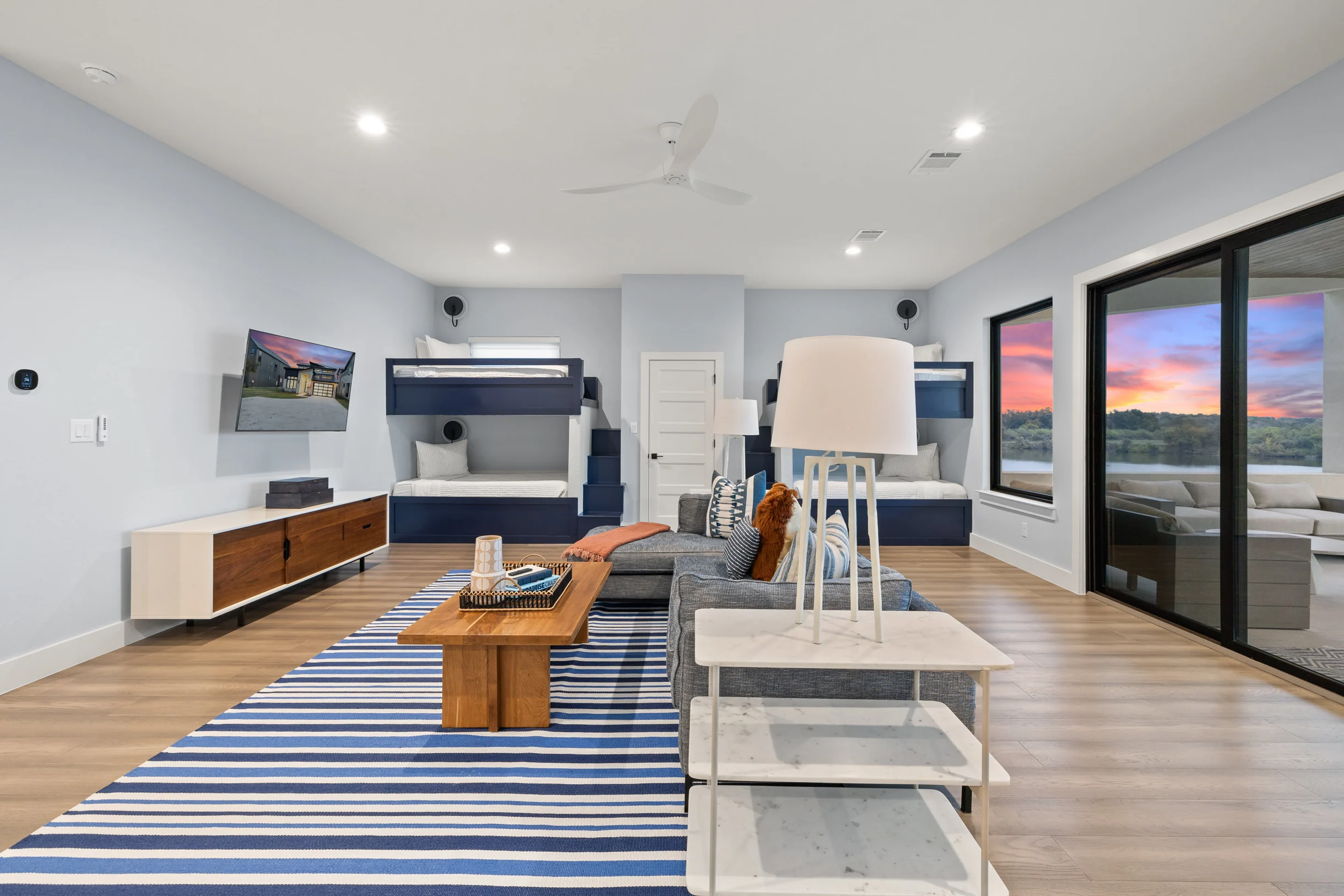 Luxe Lakefront Haven | Concierge Services #79