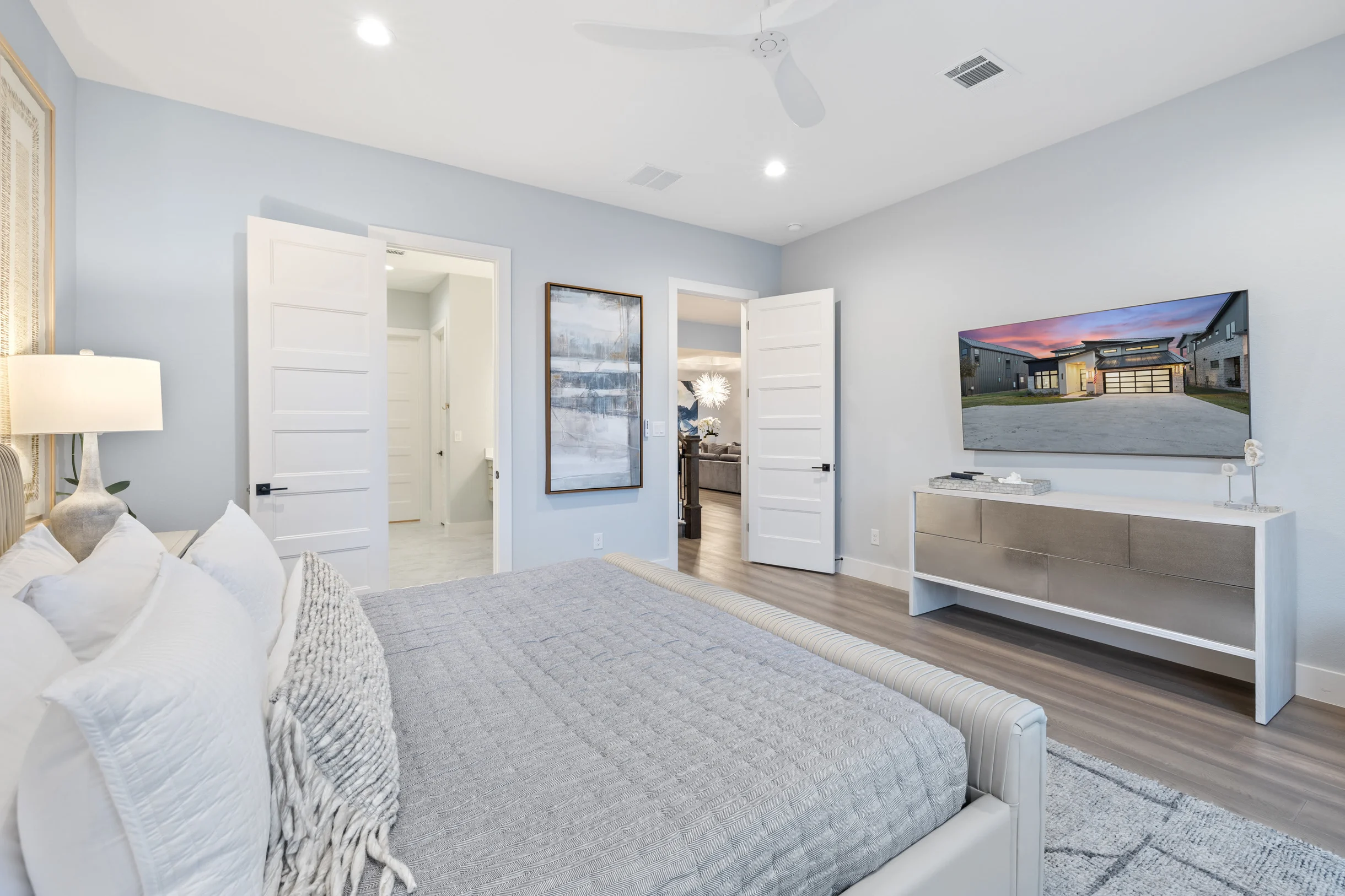 Luxe Lakefront Haven | Concierge Services #97