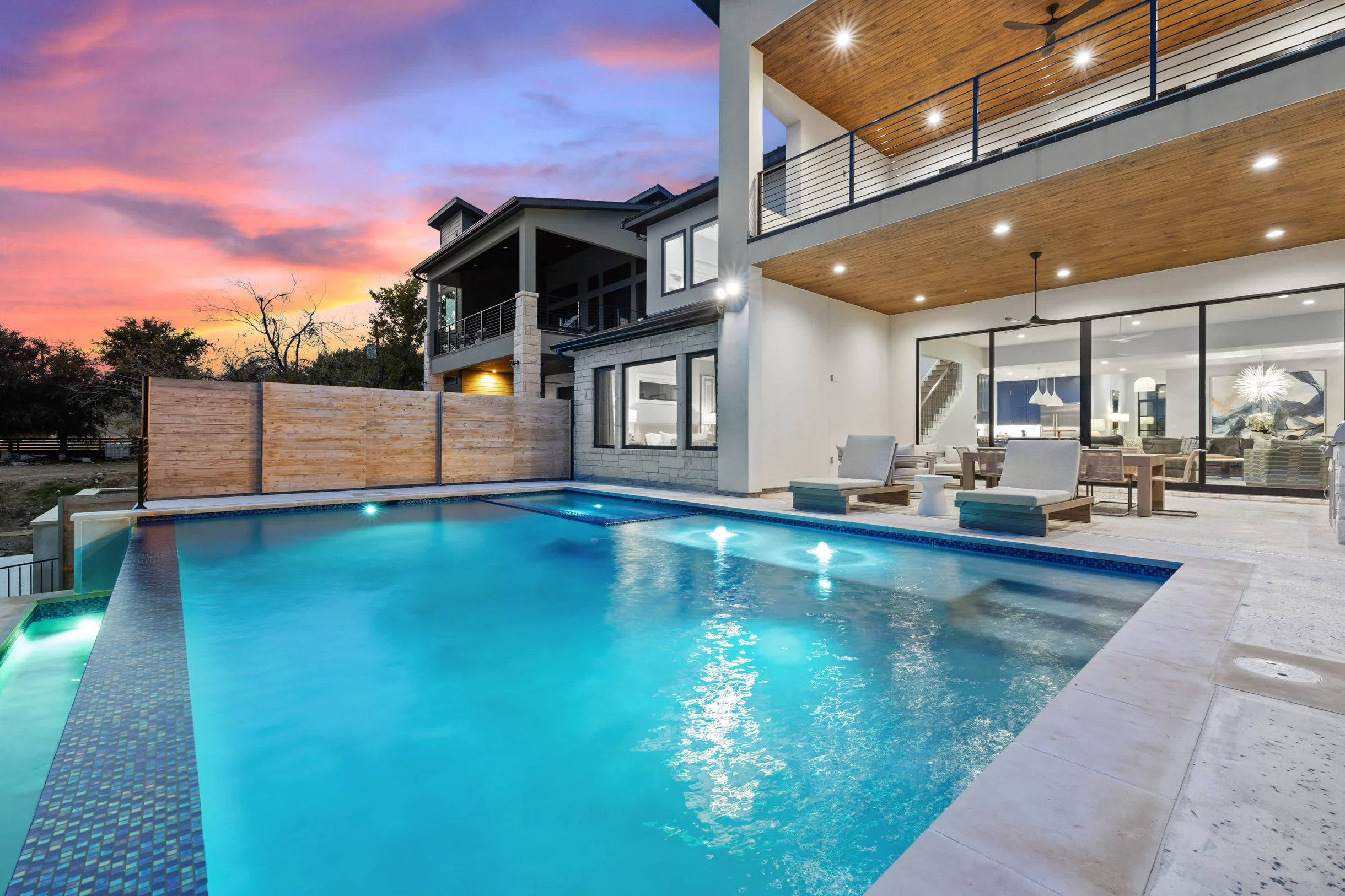 Luxe Lakefront Haven | Concierge Services #108