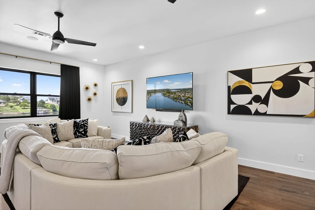 497 on the Lake | Concierge Services #96