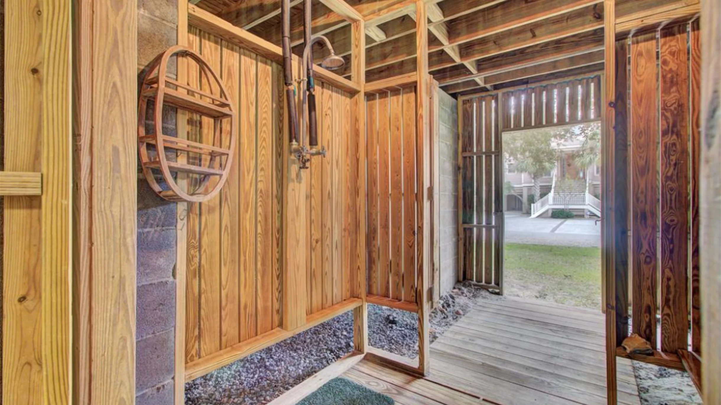 13 57th Avenue by AvantStay | Rooftop, Decks + Pool! #147