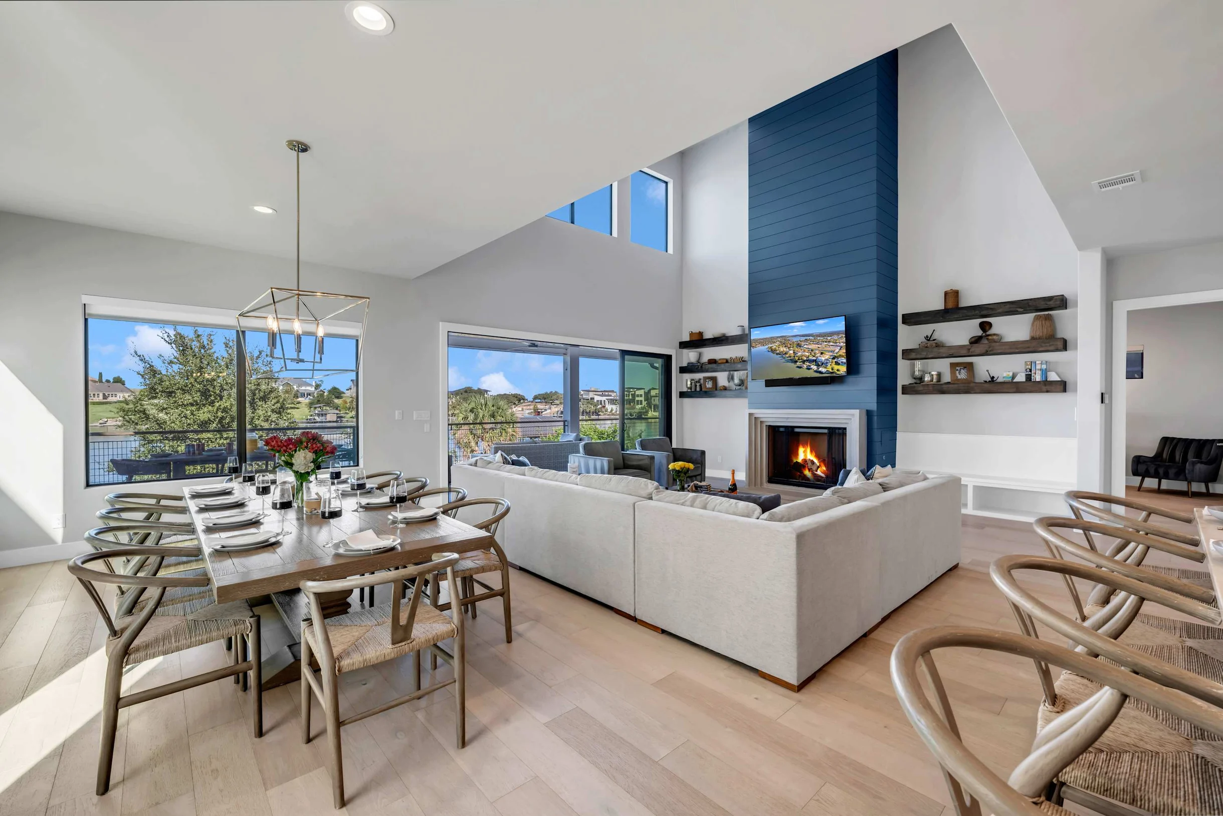 Lakeside 499 | Concierge Services #79