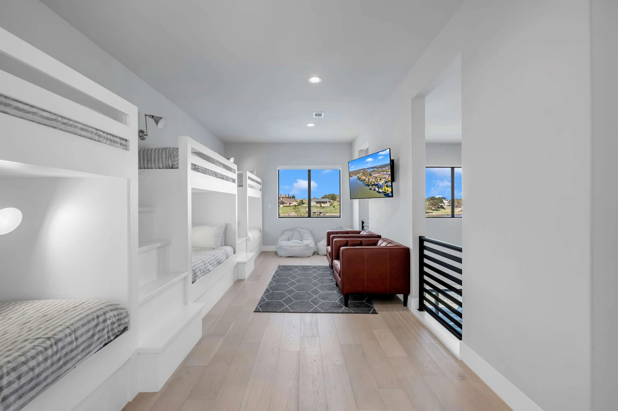 Lakeside 499 | Concierge Services #74