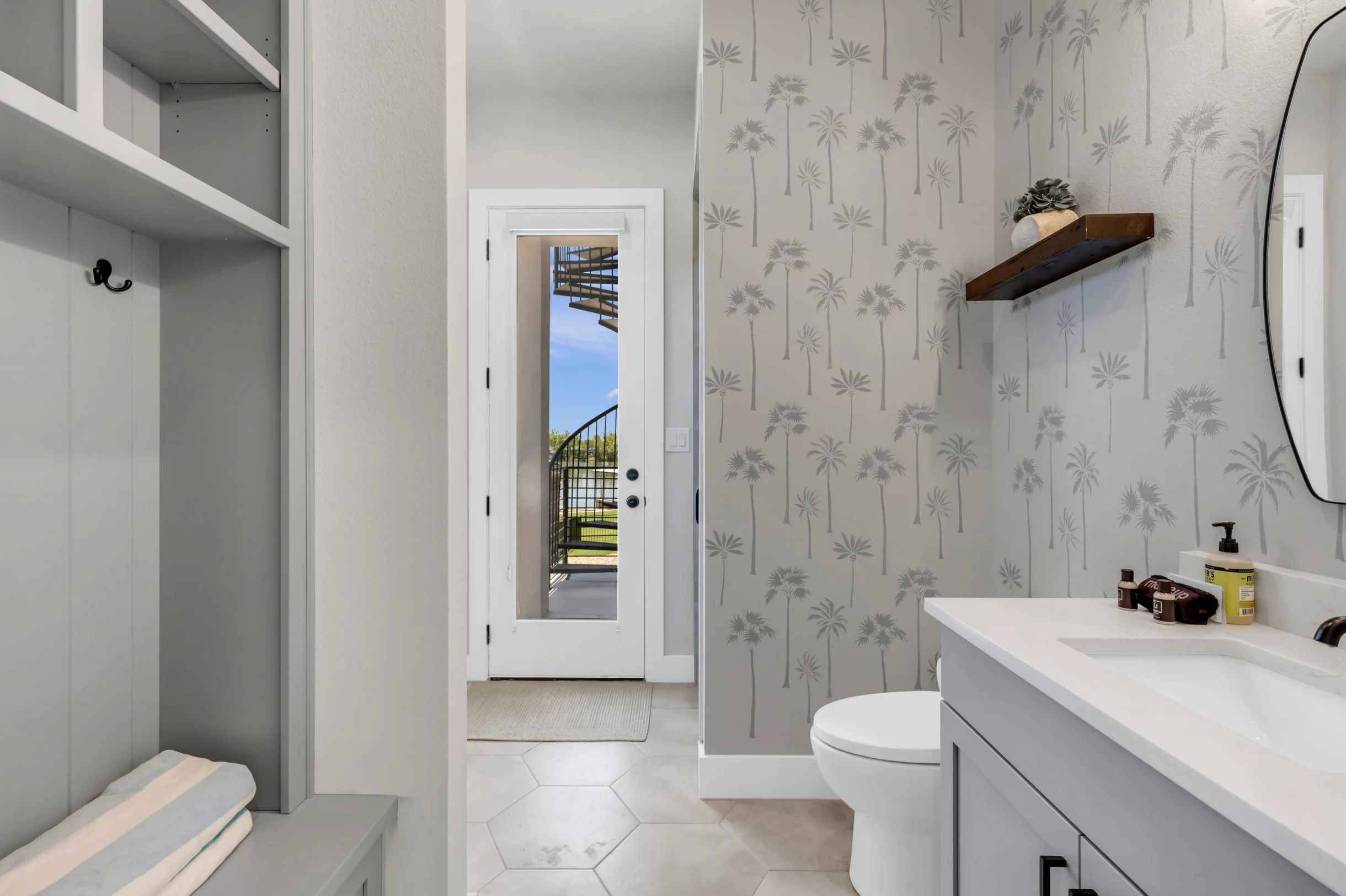 The Captain's Cove at 110 | Concierge Services #55