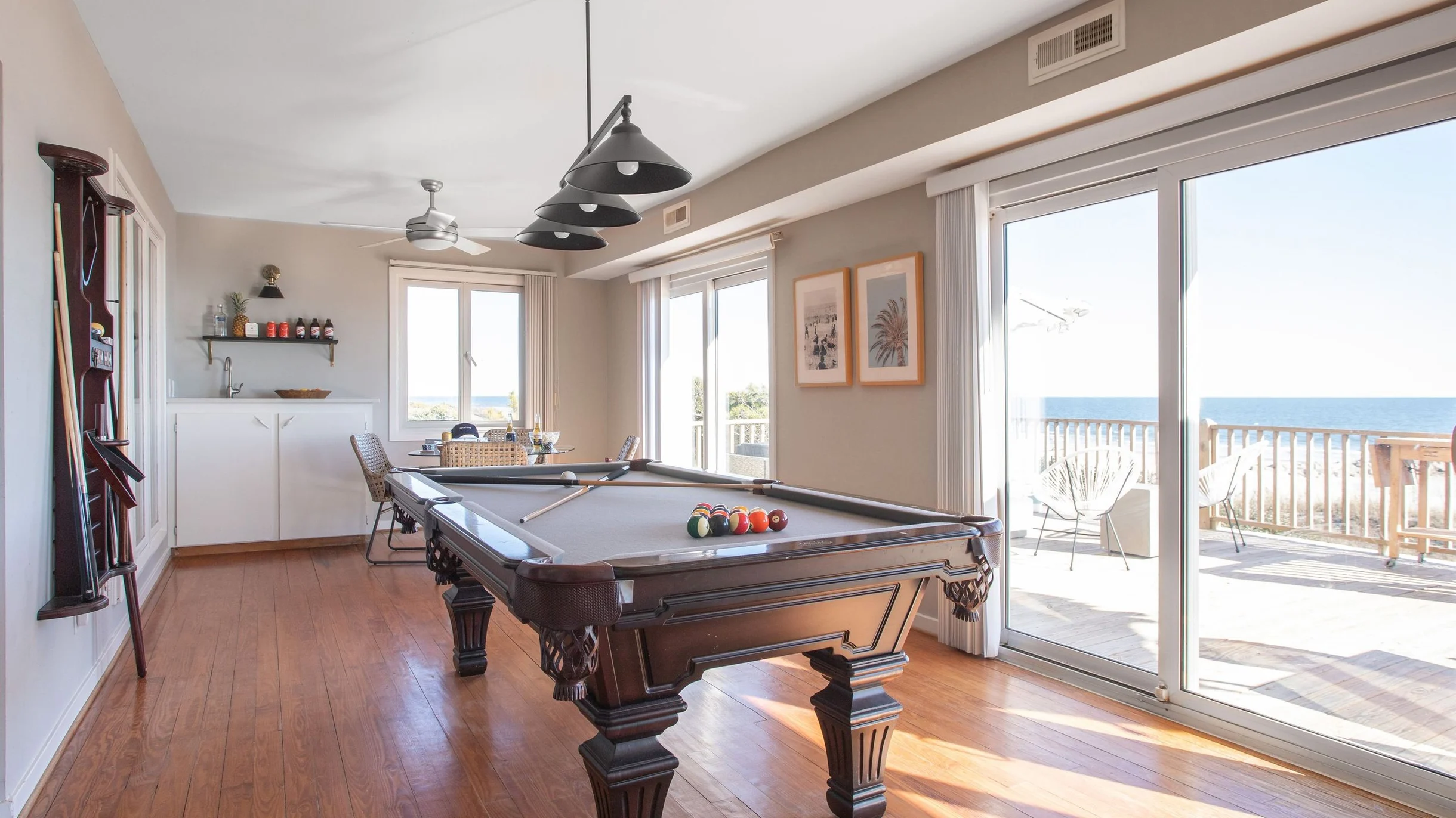 Lighthouse by AvantStay | Beachfront + Pool + Game Room | Rooftop Firepit + Ocean Views | Folly Beach + Private Beach Access #83