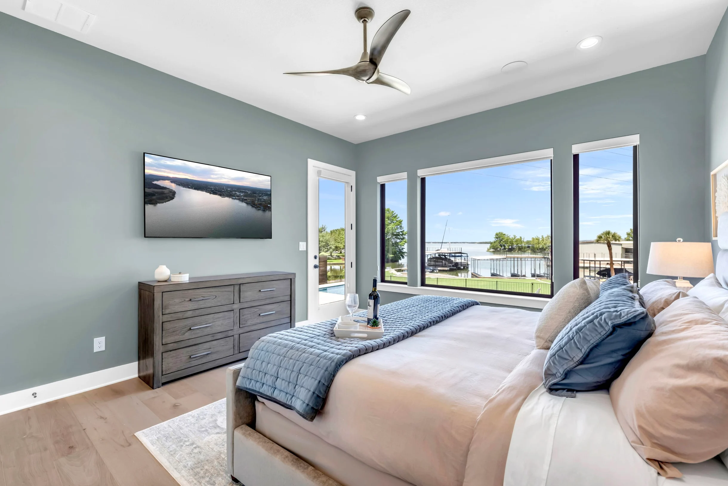 The Captain's Cove at 110 | Concierge Services #70