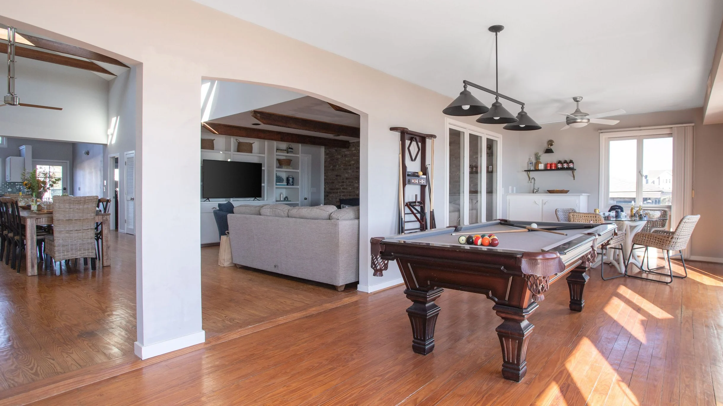 Lighthouse by AvantStay | Beachfront + Pool + Game Room | Rooftop Firepit + Ocean Views | Folly Beach + Private Beach Access #78
