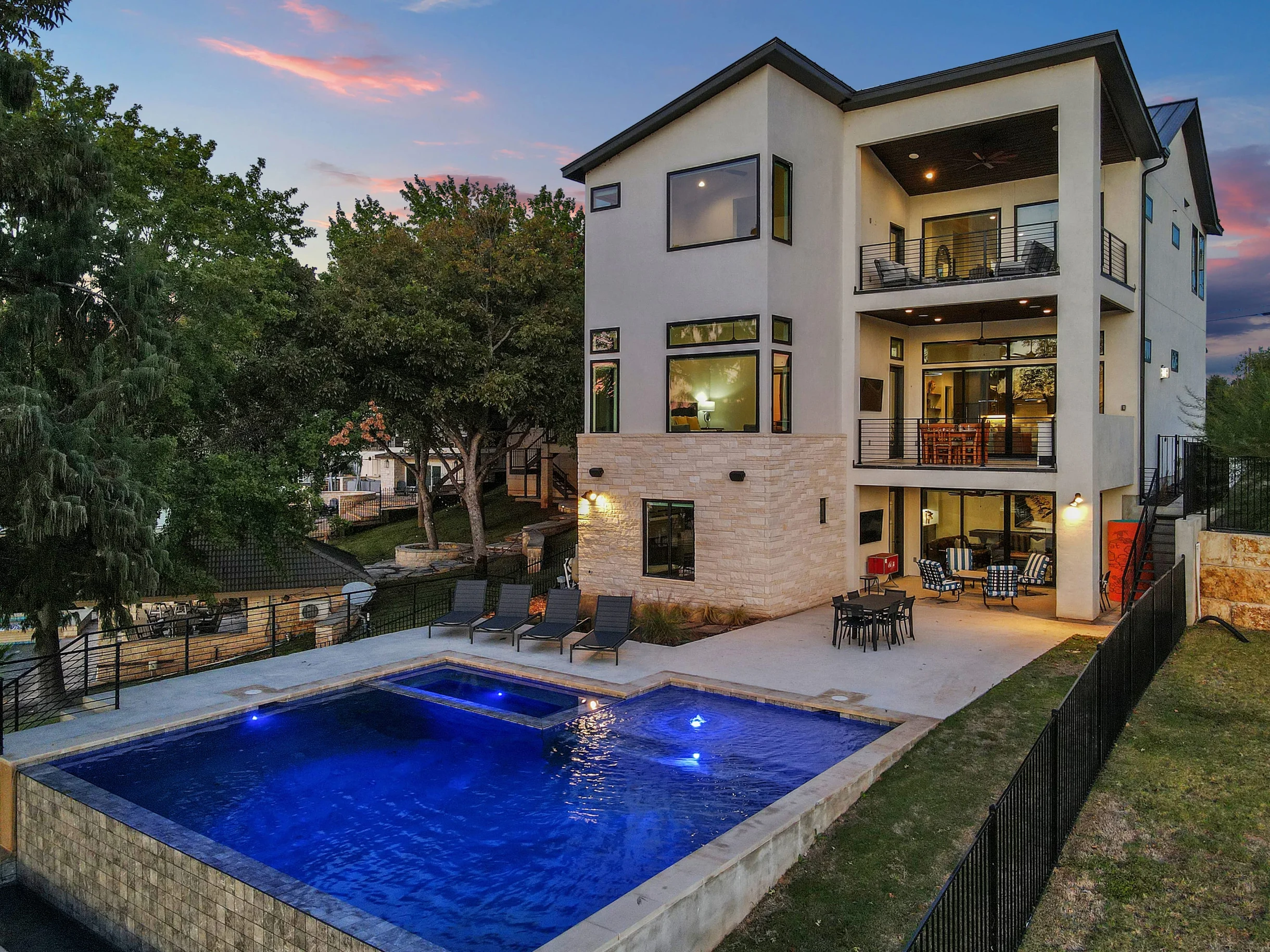 LBJ Bliss Retreat | Concierge Services | Promos Available #99