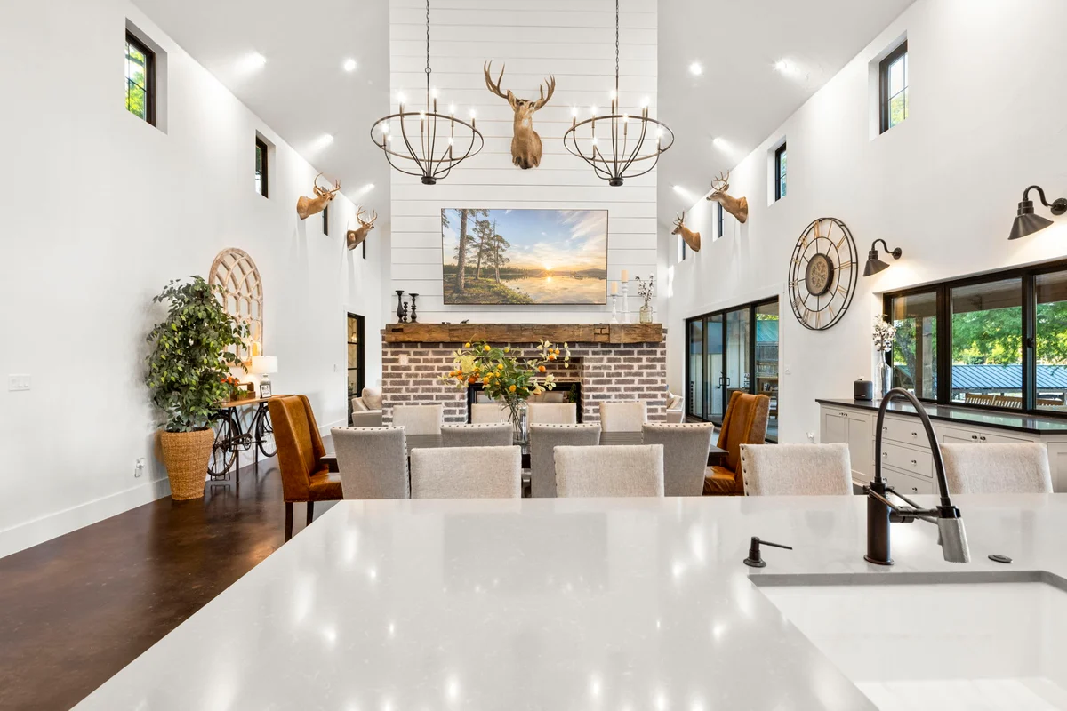 LBJ Lodge | Concierge Services #60
