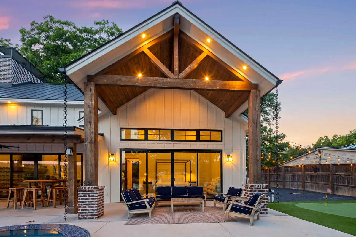 LBJ Lodge | Concierge Services #101