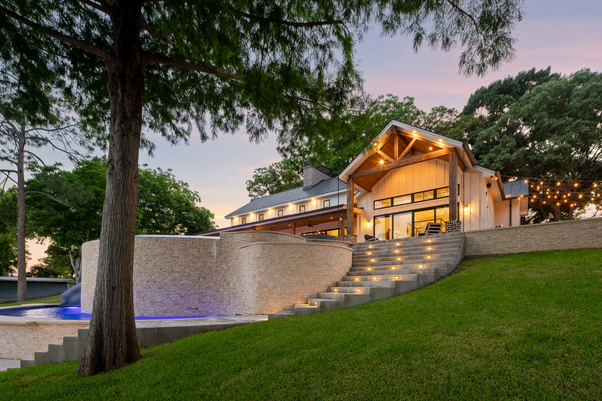 LBJ Lodge | Concierge Services #105