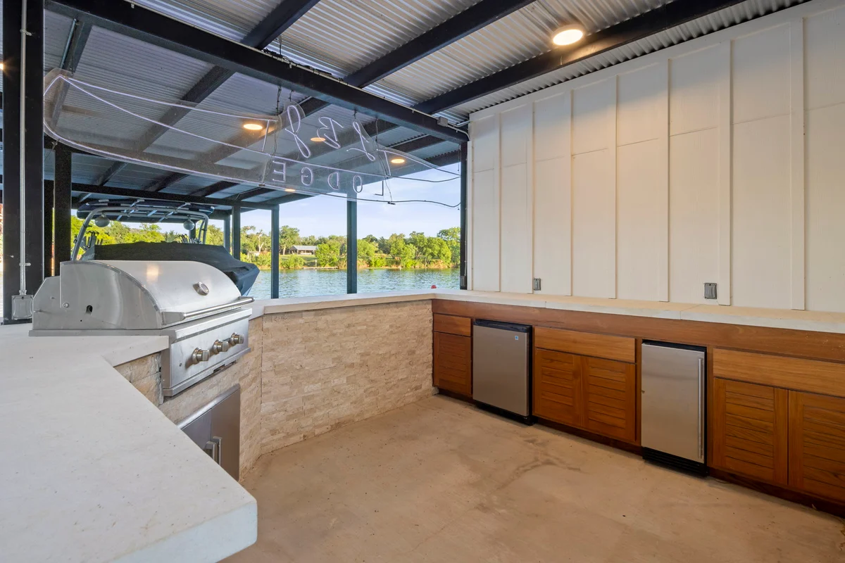 LBJ Lodge | Concierge Services #103