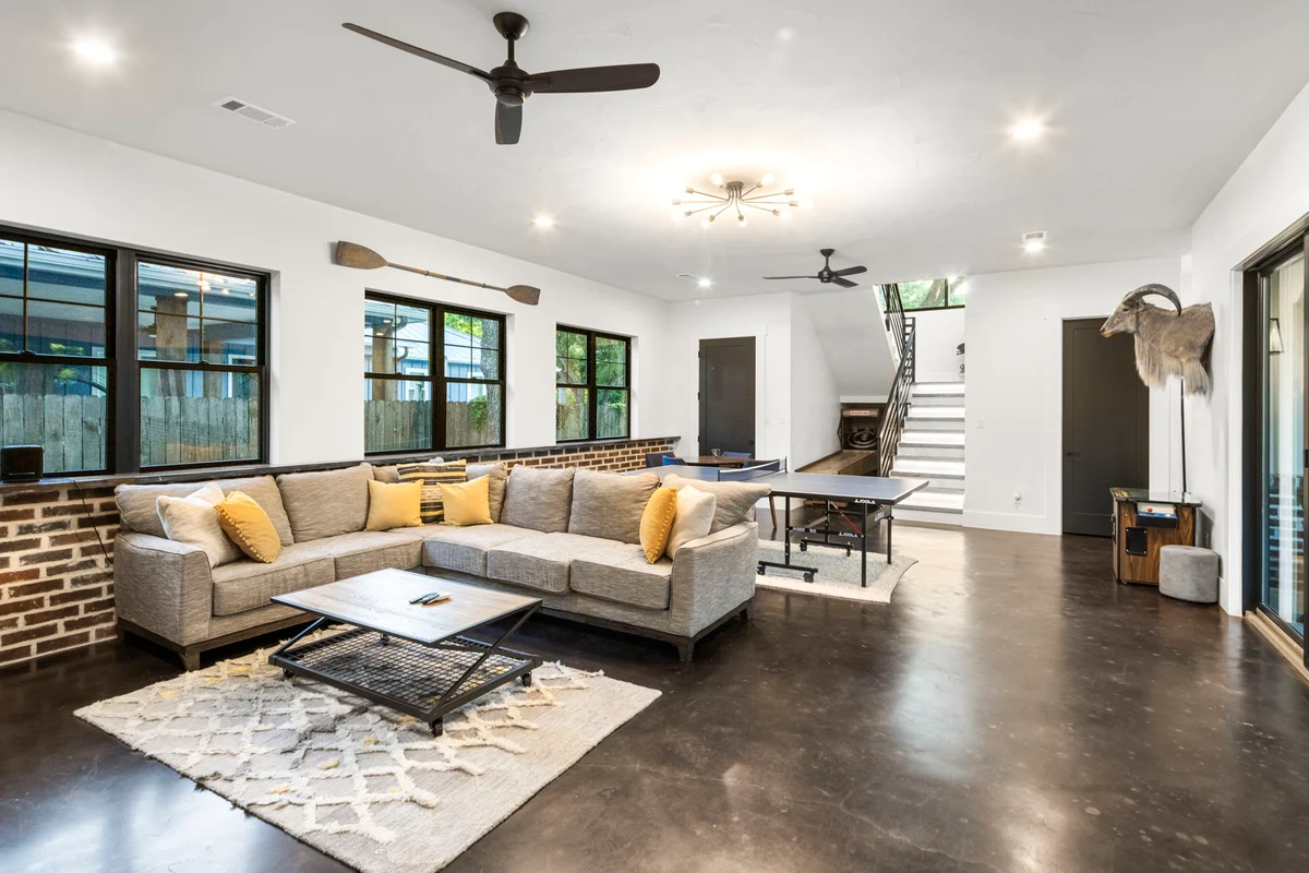 LBJ Lodge | Concierge Services #91