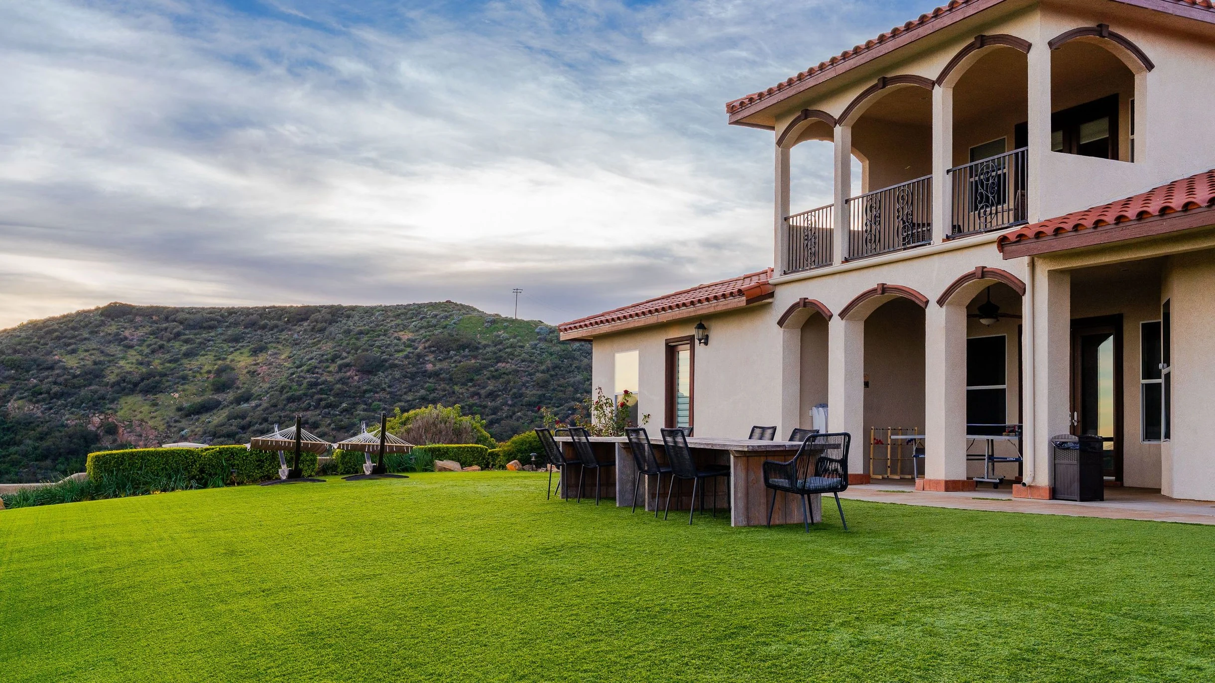 Colina by AvantStay | Secluded Mountain Top Oasis w/ Pool, Hot Tub & Putting Green! #157