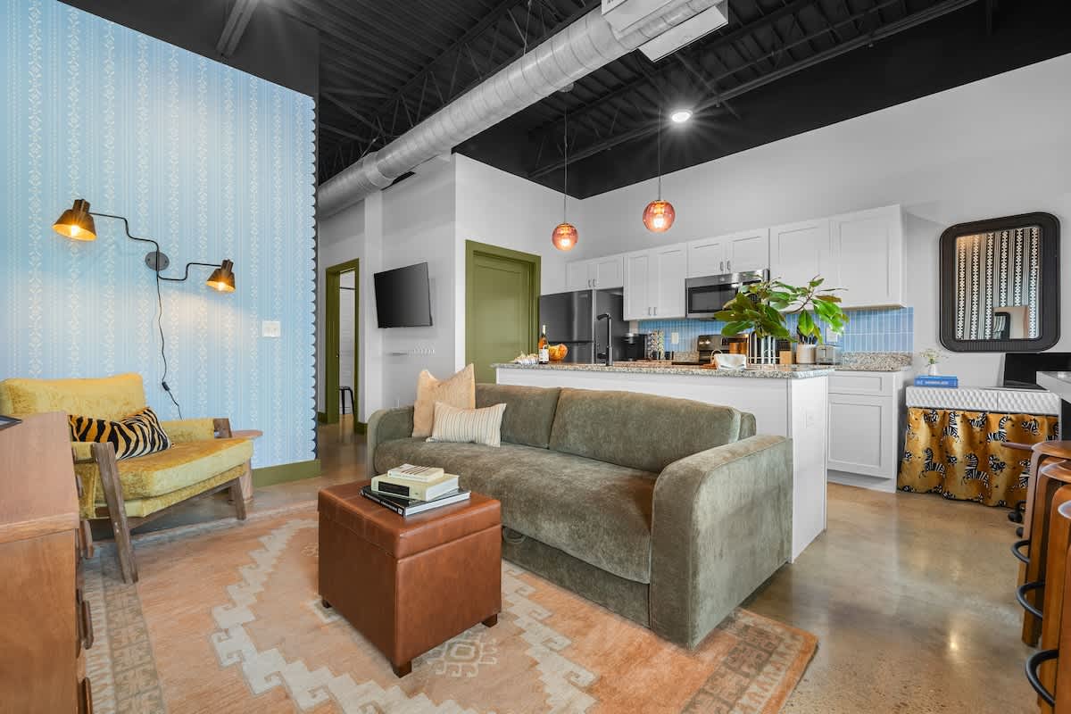 Home in Nashville property photo 2