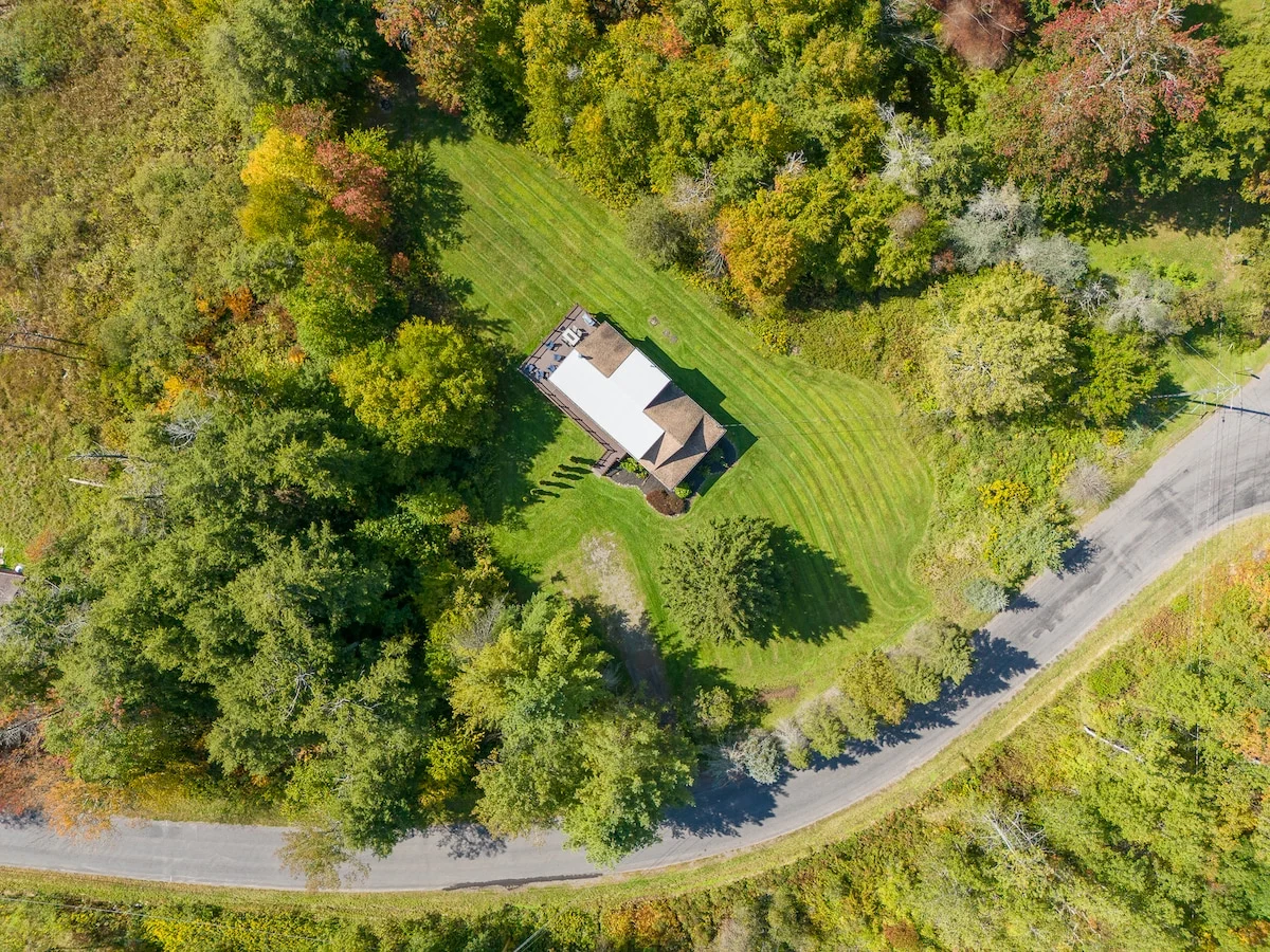 Warm & Woodsy Cabin Year-Round Escape #93