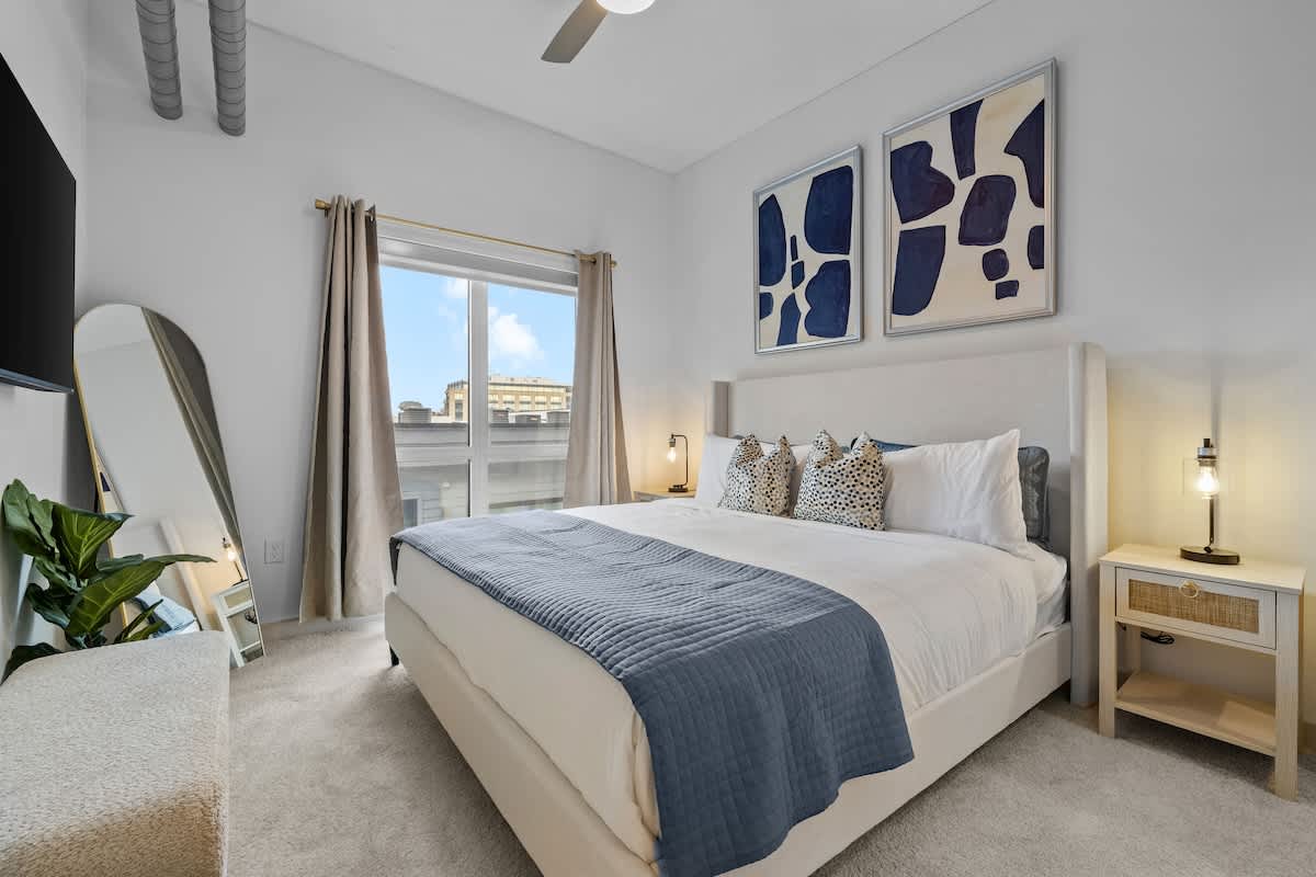 Bedroom 3 image 1