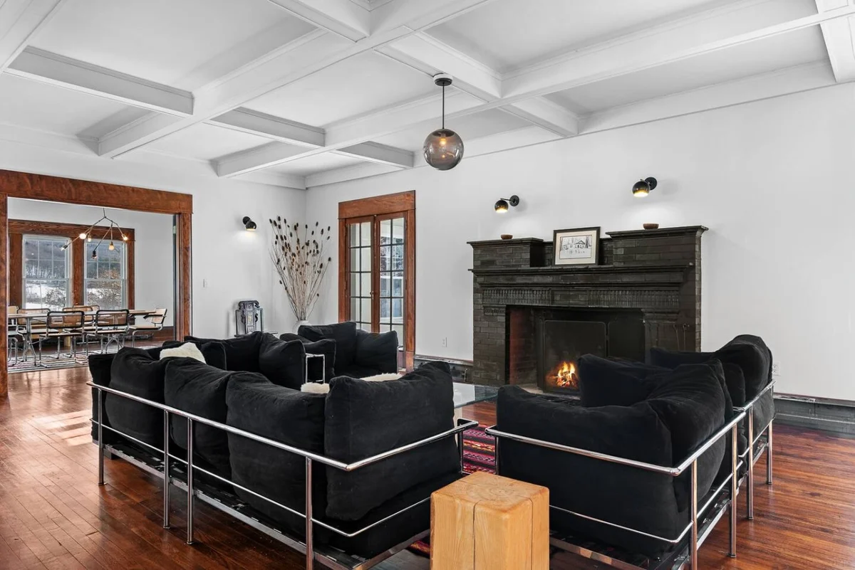 Luxe 3BR Getaway for 4 Seasons #93