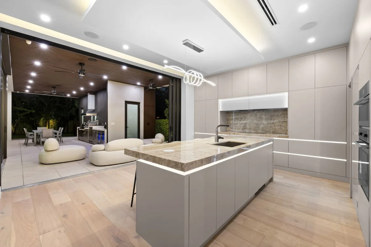 Modern Miami Estate w/ Pool & Rooftop #35