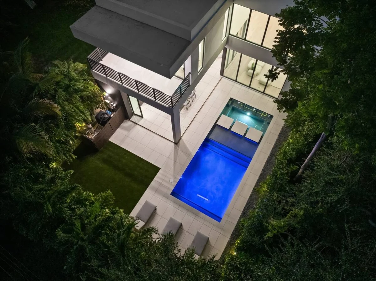 Modern Miami Estate w/ Pool & Rooftop #25