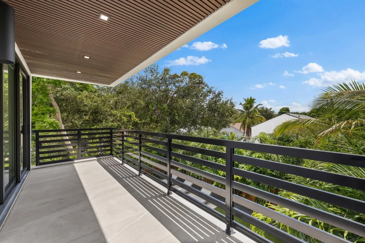 Modern Miami Estate w/ Pool & Rooftop #11