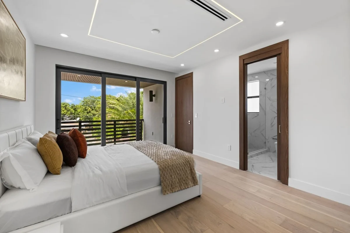 Modern Miami Estate w/ Pool & Rooftop #12