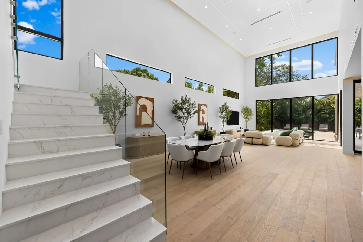 Modern Miami Estate w/ Pool & Rooftop #100